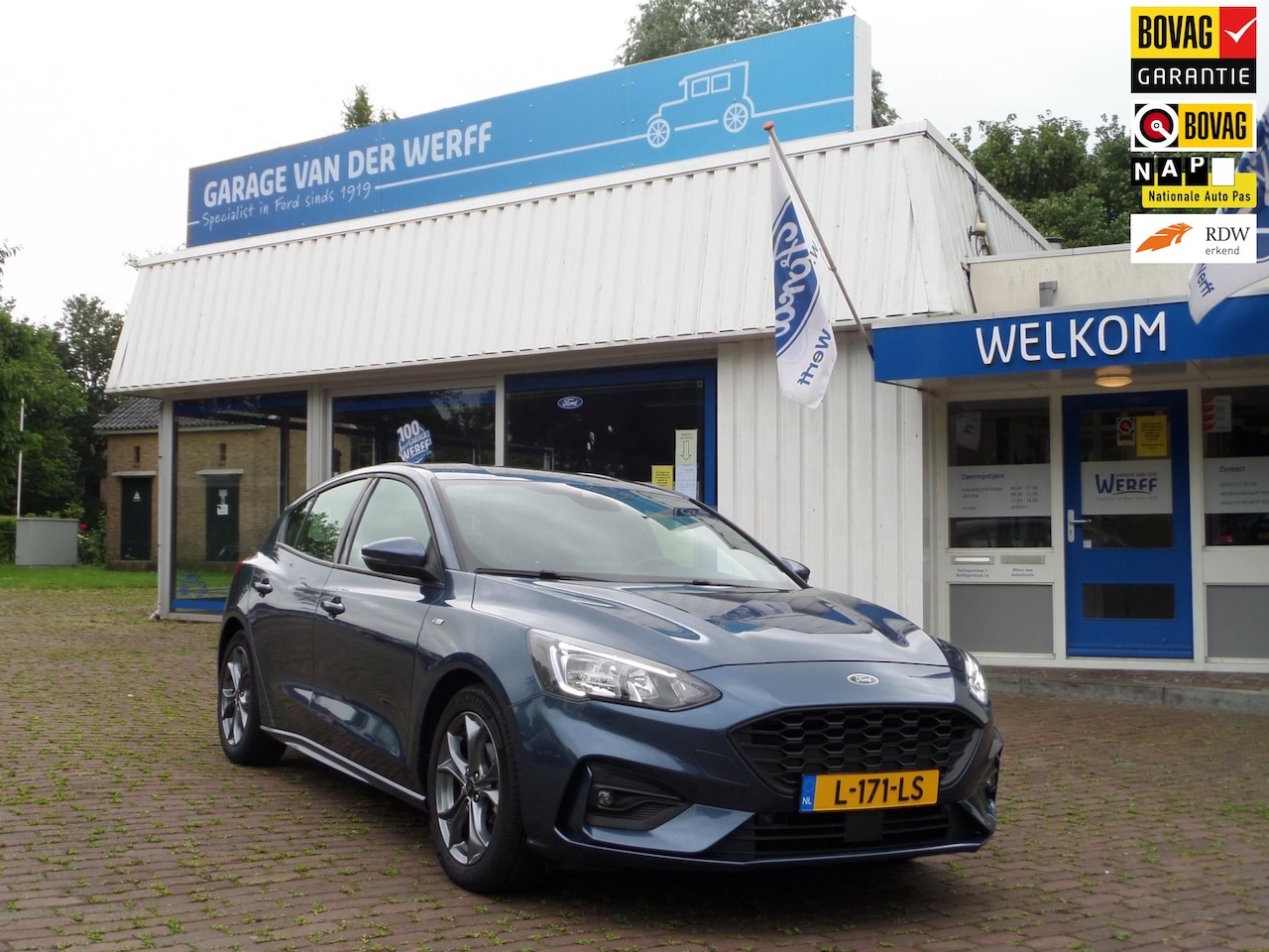 Ford Focus - 1.0 125PK ST-Line 5-DRS CRUISE/WINTERPACK/LUXE!! - AutoWereld.nl