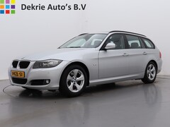 BMW 3-serie Touring - 318d High Executive / PANODAK / GROOT NAVI / CRUISE CTR. / AIRCO-ECC / PDC / AFN. TREKHAAK