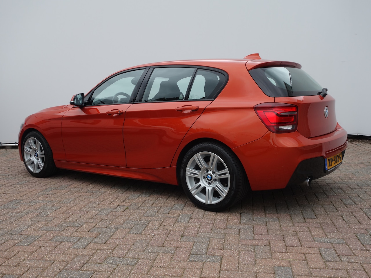 bmw-1-serie-118i-170pk-5drs-m-sport-leer-zwarte-hemel-navi-business.jpg