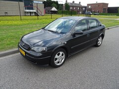 Opel Astra - 1.6-16V Diamond