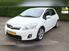 Toyota Auris - 1.8 Full Hybrid Dynamic Diamant wit , nette en eerlijke auto