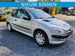 Peugeot 206 - XR 1.4