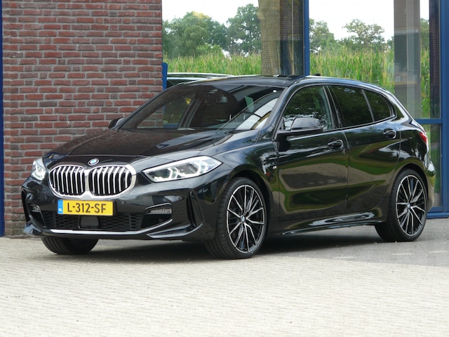 radicaal Mentaliteit Ruwe slaap BMW 1-serie 118i High Executive M -SPORT PLUS PACK 2020 Benzine - Occasion te  koop op AutoWereld.nl