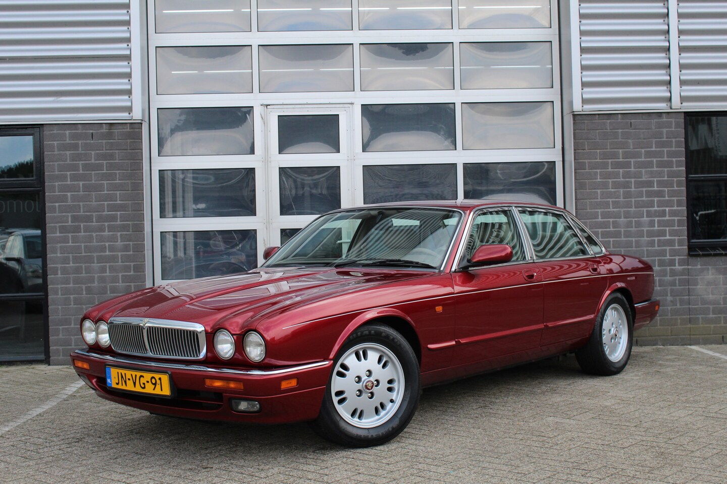 jaguar-xj-6-0-v12-leer-climate-stoelverwarming-n-a-p.jpg