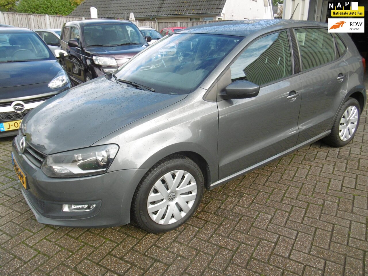 Volkswagen Polo 1.2-12V Trendline 2011 Benzine - Occasion te koop op  AutoWereld.nl