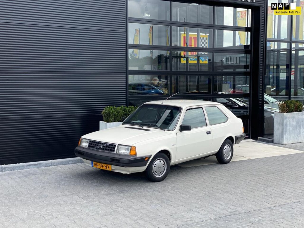 volvo-340-1-4-1-4-automaat-apk-05-2022-nap-logische-km.jpg