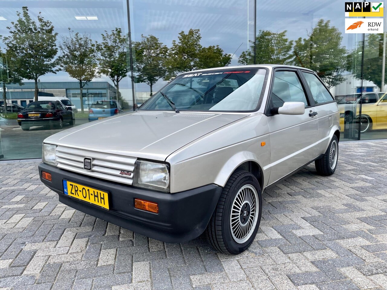 seat-ibiza-1-5-xli-system-porsche-efi-91pk-1991-origineel-nl.jpg