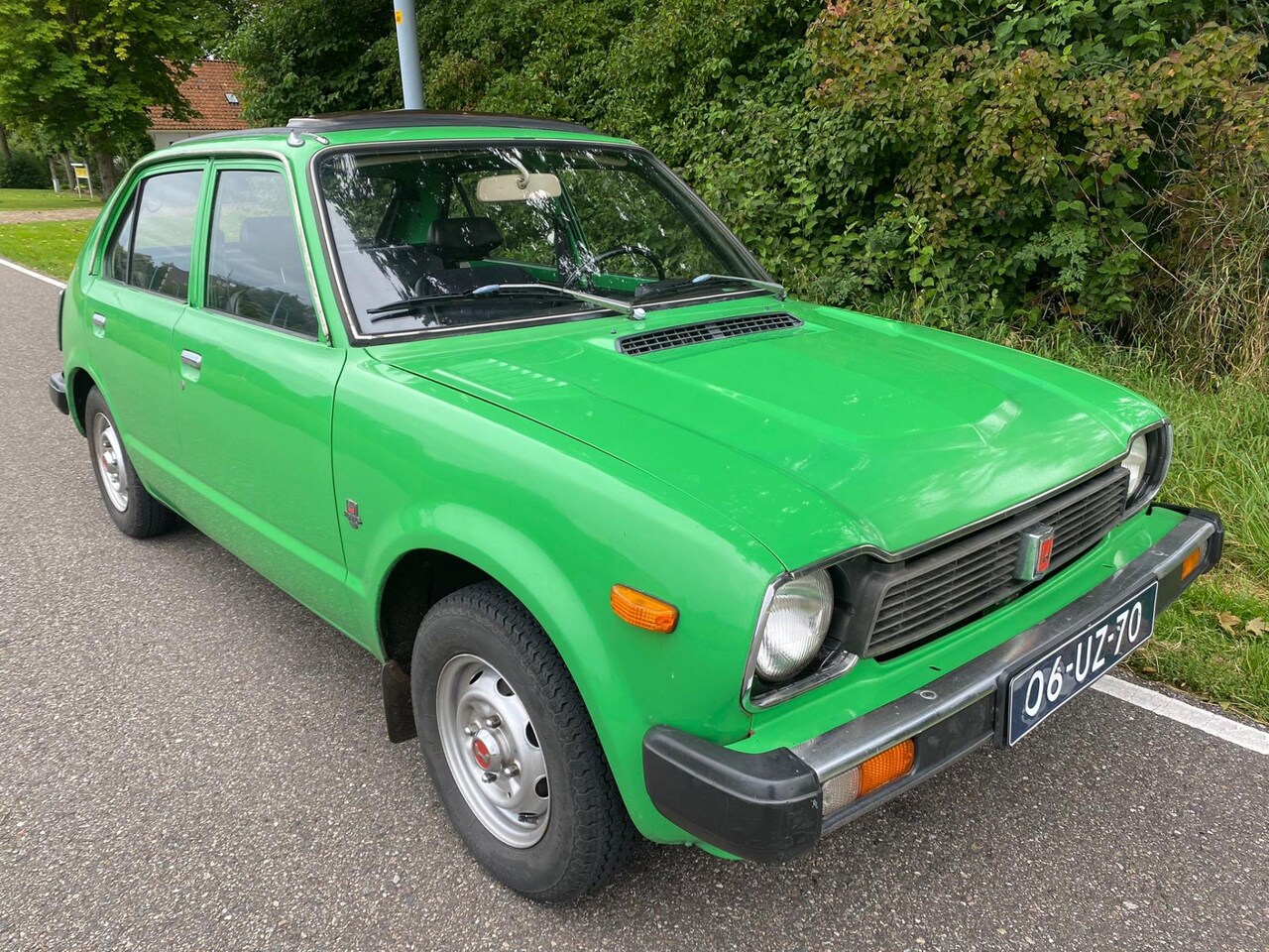 honda-civic-1-2-luxe-automaat-schuifdak.jpg