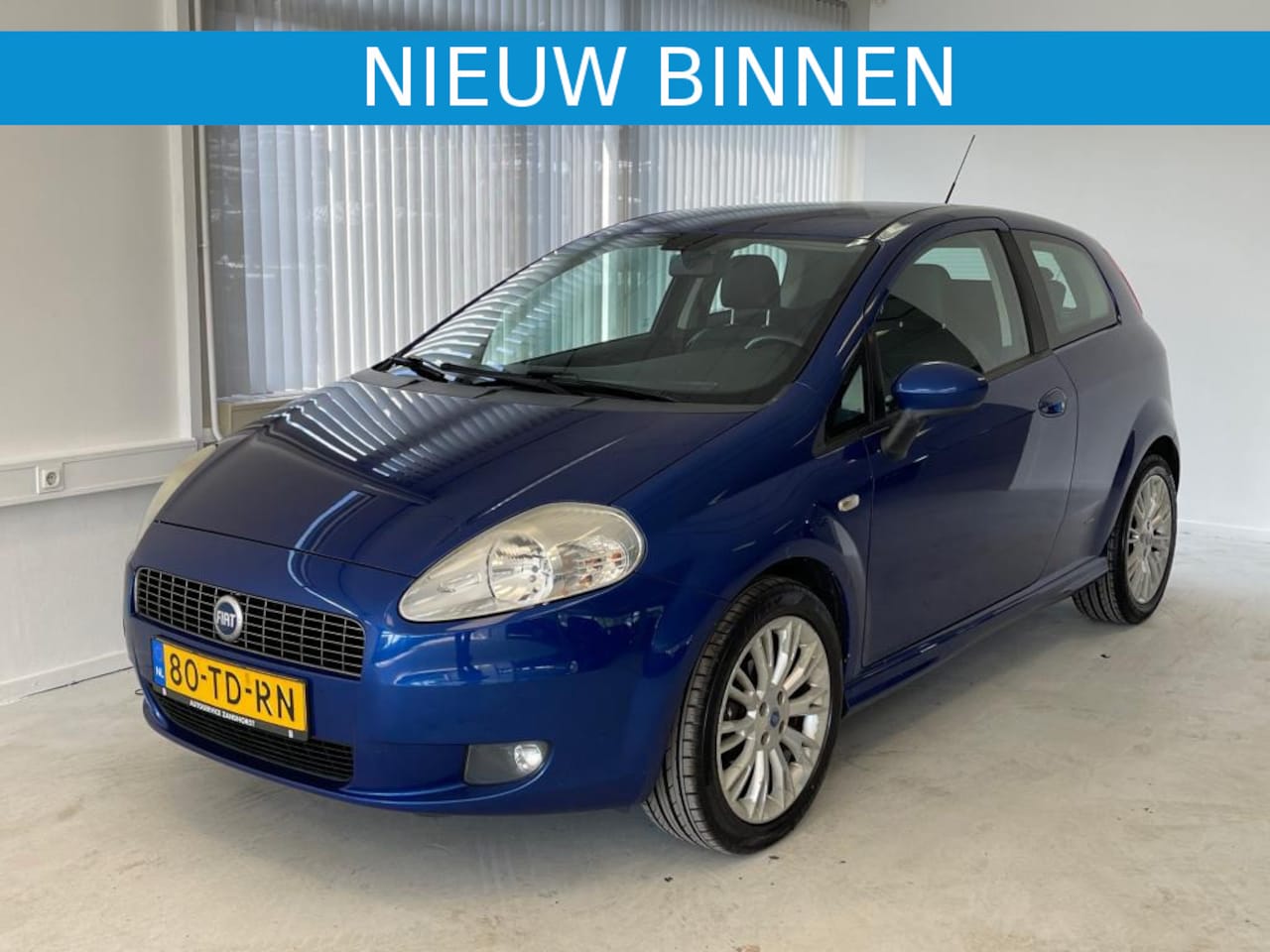 fiat-grande-punto-1-4-16v-sport-1-4-16v-sport.jpg