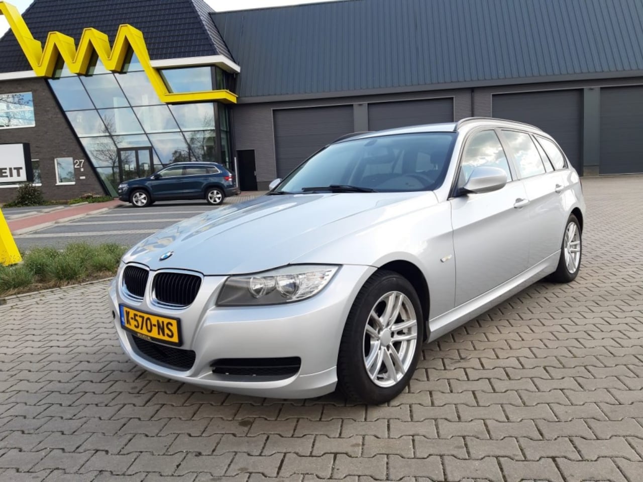BMW 3-serie Touring - 316D Touring facelift / CLIMA / PDC - AutoWereld.nl