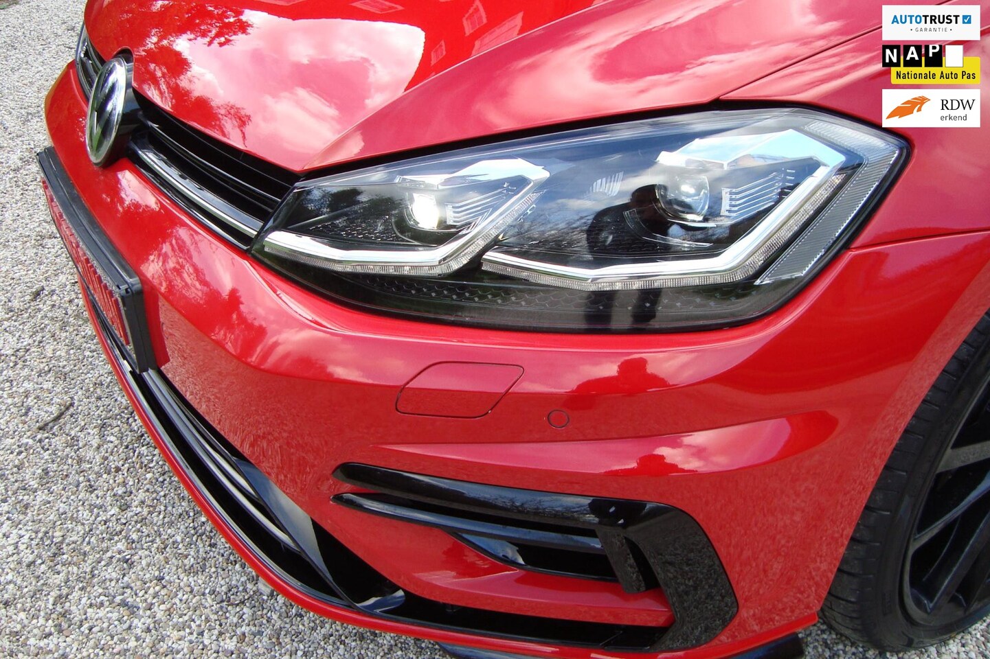 Volkswagen Golf - 2.0 TSI 4Motion R Pano Full-Led Dynaudio Camera Rood Garantie - AutoWereld.nl