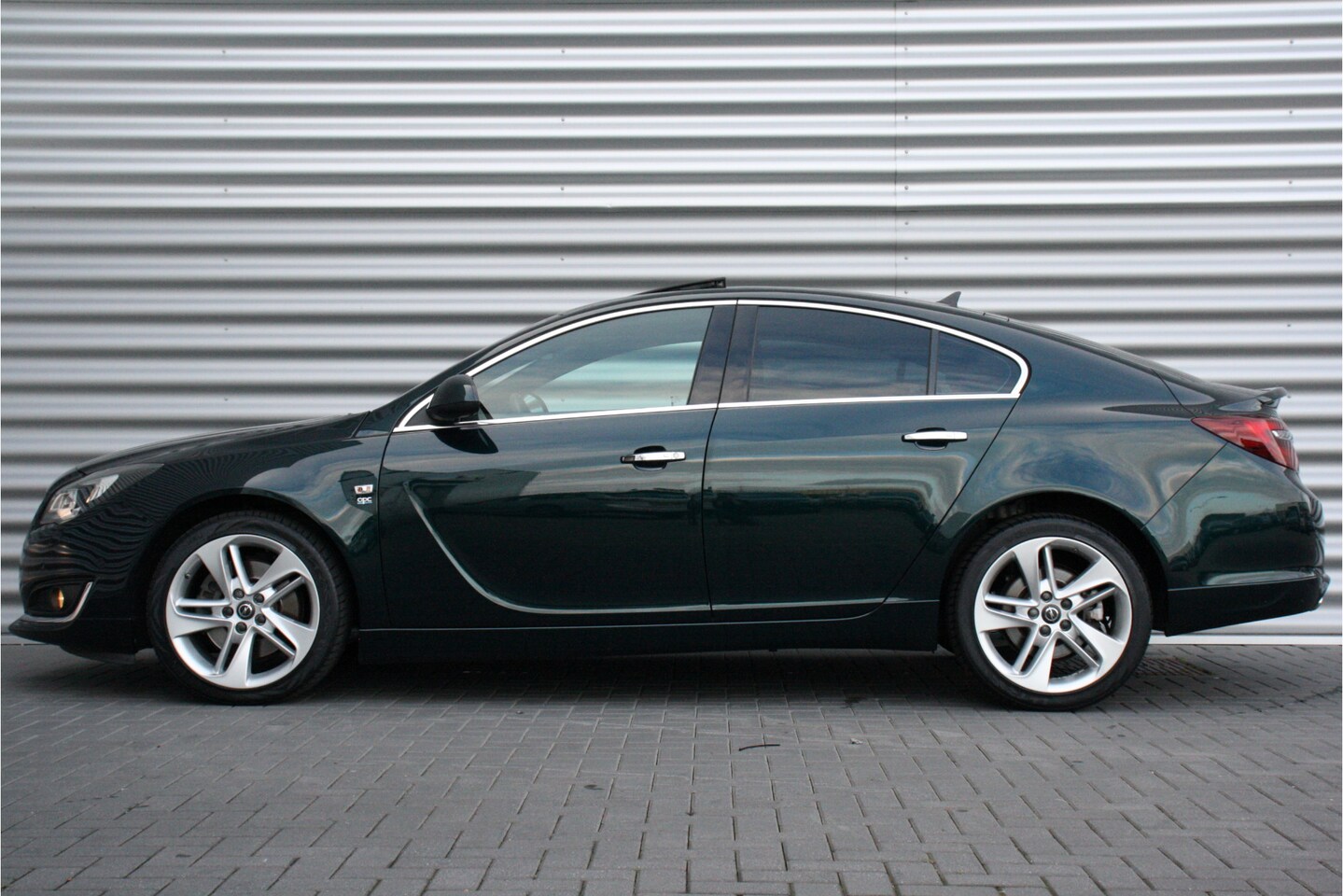 opel-insignia-2-0-turbo-250pk-4x4-5-drs-cosmo-opc-line-automaat-navi-leder-xenon-clima-led.jpg