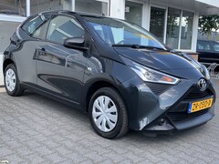 Toyota Aygo - 1.0 VVT-i x 5 deurs LED dagrijverlichting 1e eigenaar Dealer onderhouden