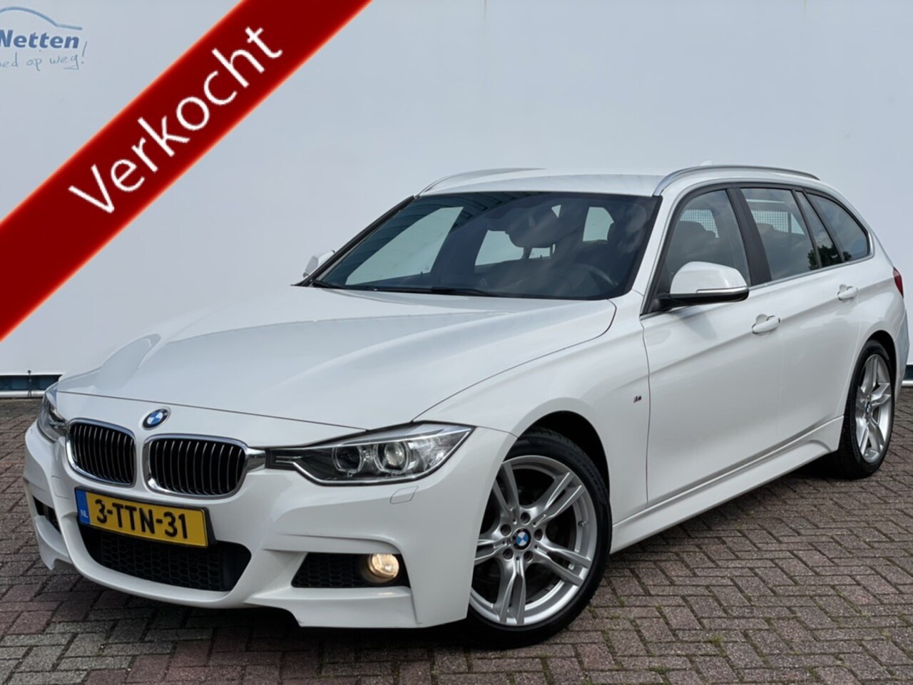 BMW 3-serie Touring - 316i 136pk 6bak,M-pakket, Executive Xenon,Gr.Navi,Pdc,Sportstoelen,Clima,Cruise,Zwarte hem - AutoWereld.nl