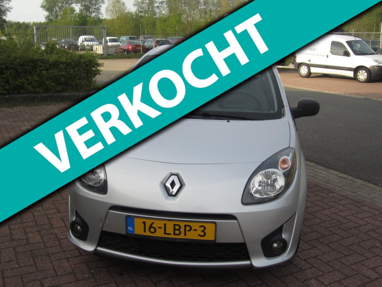 Renault Twingo - 1.2-16V Authentique AIRCO ,APK - AutoWereld.nl