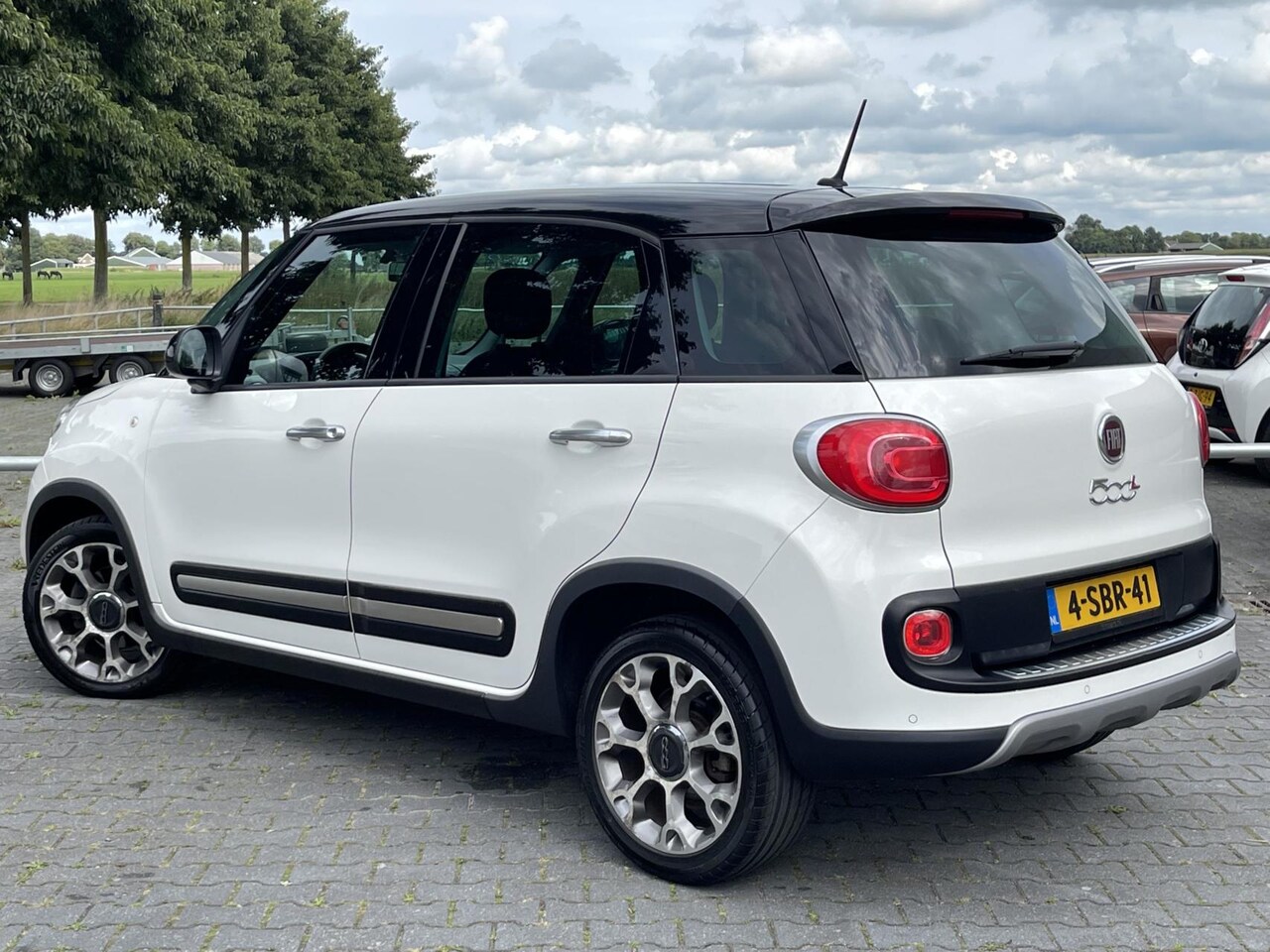 fiat-500-l-0-9-twinair-trekking-navi-airco-cruise-pdc-lmv-nap-goed-onderhouden.jpg