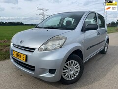 Daihatsu Sirion 2 - 1.0-12V Trend / 2008