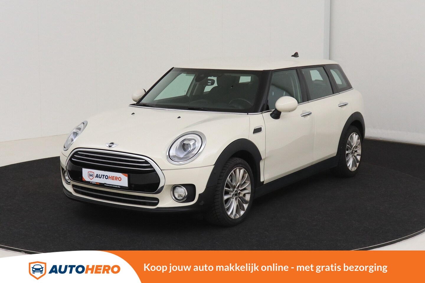 MINI Mini Cooper - Clubman 1.5 135PK NY05172 | Navi | Climate | Cruise | Hands-Free | Parkeersensoren (V+A) | - AutoWereld.nl