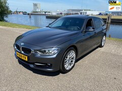 BMW 3-serie Touring - 328i High Executive/Panodak/Head up/Keyless/Leder
