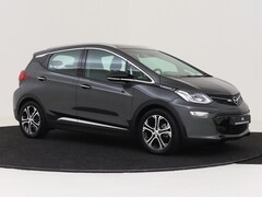 Opel Ampera-e - Innovation 60 kWh INCL BTW 4% BIJTELLING LEDER BOSE CAMERA STOELVERWARMING V+A DODE HOEKDE