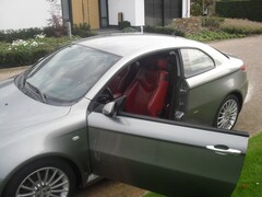 Alfa Romeo GT - 2.0 JTS Distinctive