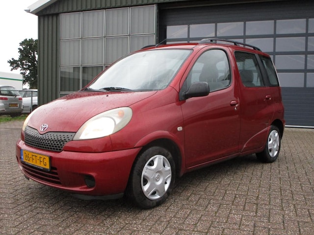 Bemiddelaar bevestig alstublieft halen Toyota Yaris Verso YARIS ; 1.3 16V VVT-I AUTOMAAT 2000 Benzine - Occasion te  koop op AutoWereld.nl