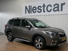 Subaru Forester - 2.0 E-Boxer First Edition Eye-Sight / Navigatie / Apple Carplay en android auto