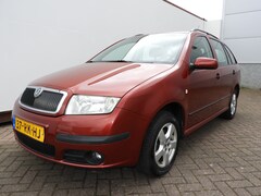 Skoda Fabia Combi - 1.4 55KW airco - isofix- cruise control - lm velgen