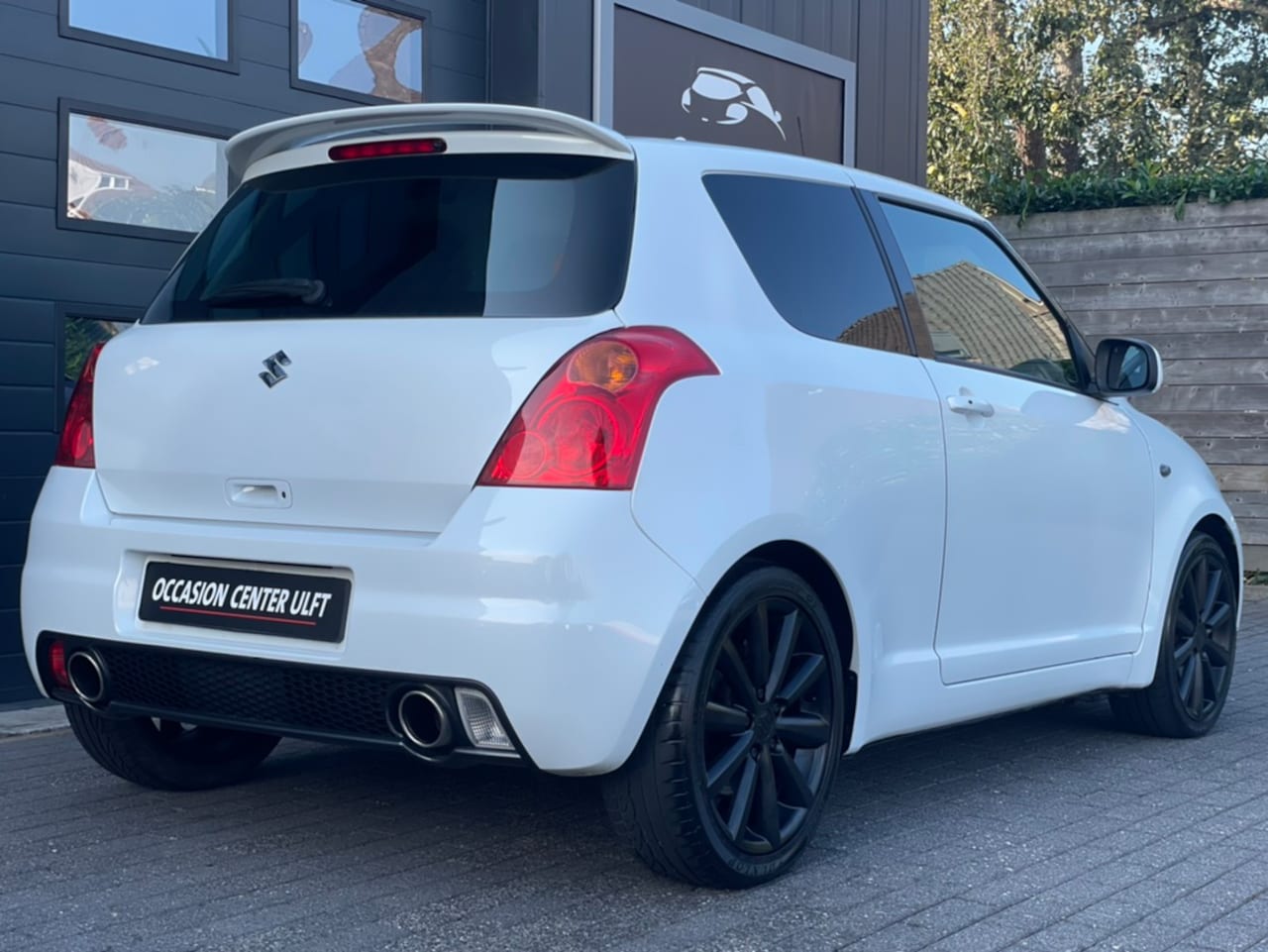 suzuki-swift-1-6-sport-ecc-navigatie-keyless-go.jpg