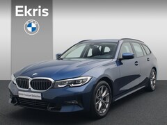 BMW 3-serie Touring - 320i HIFI / Comfort Access / Lederen Sportstoelen / Live Cockpit Plus / Park. Camera / 17"