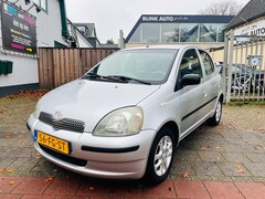 Toyota Yaris - 1.3-16V VVT-i Sol Airco Apk 5 Deurs