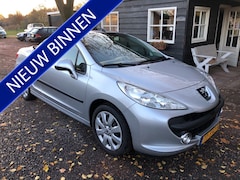 Peugeot 207 CC - Airco 1.6 VTi 120PK