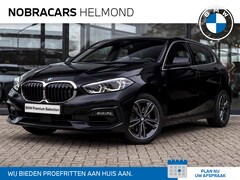 BMW 1-serie - 118i Executive Sport Line Automaat / Live Cockpit Professional / Stoelverwarming / Verwarm