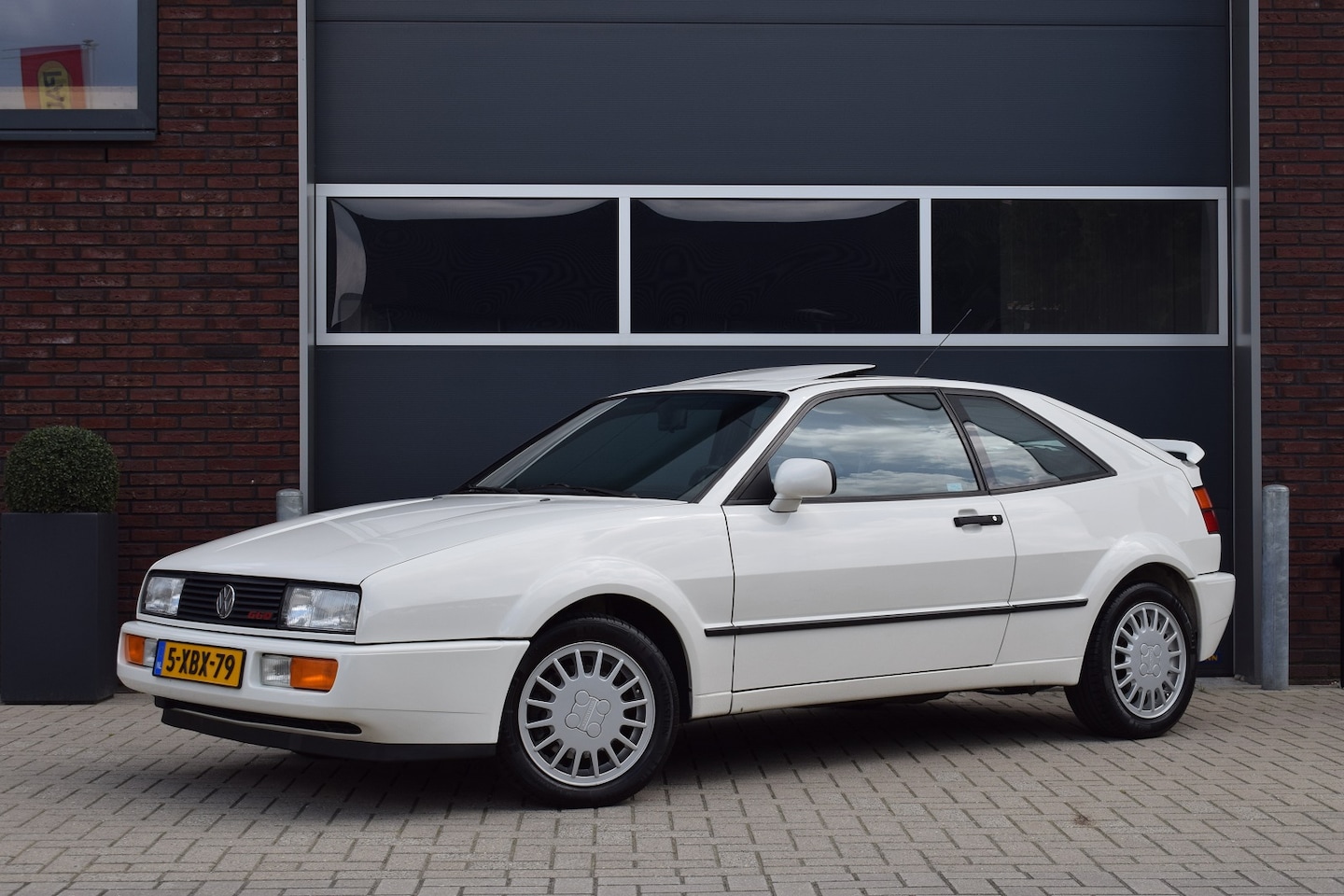volkswagen-corrado-1-8-g60-118kw-karmann-originele-staat.jpg