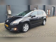 Peugeot 5008 - 1.6 hdi ACTIVE
