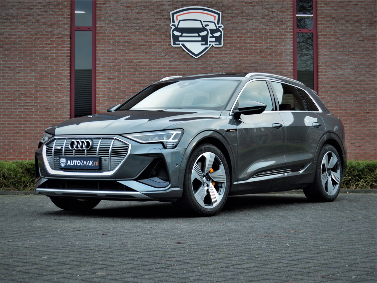 Audi e-tron - 50 Quattro S line € 76.835 incl. BTW 8% tot 2026 - AutoWereld.nl