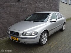 Volvo S60 - 2.4