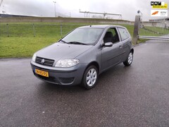 Fiat Punto - 1.4-16V Dynamic AIRCO