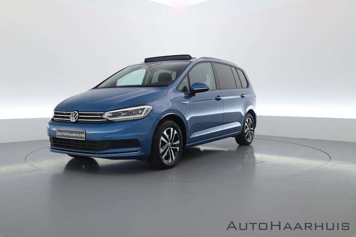 stopcontact schipper Onbekwaamheid Volkswagen Touran - 2020 te koop aangeboden. Bekijk 5 Volkswagen Touran  occasions uit 2020 op AutoWereld.nl
