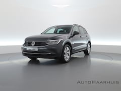 Volkswagen Tiguan - 1.5 TSI 150pk | Navi | Apple CarPlay | LED | Stoel/Stuurverw. | PDC V+A |