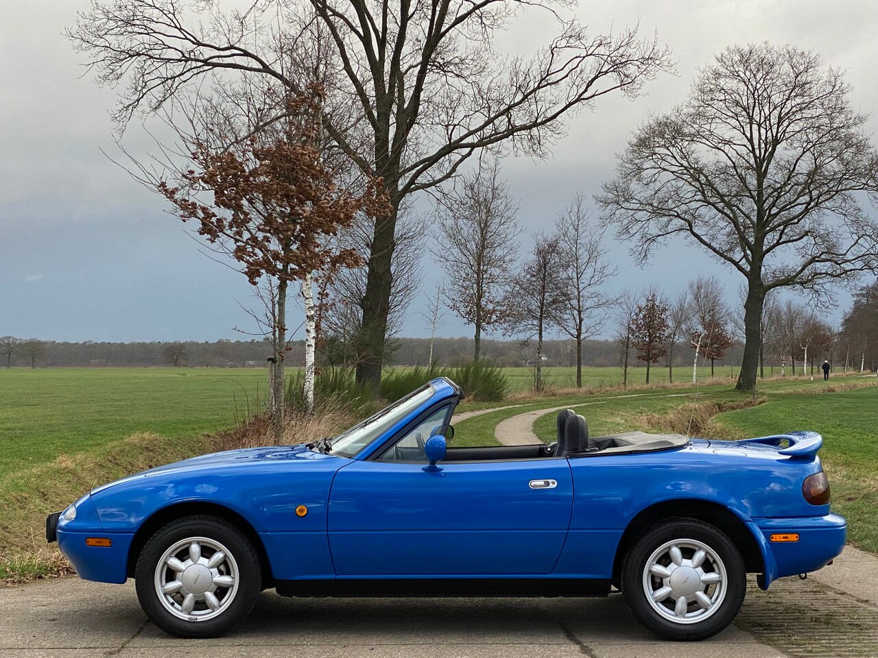 mazda-mx-5-1-6i-16v-na-116pk-origineel-nl-28000km-1ste-eigenaar.jpg