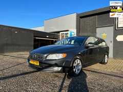Volvo V70 - 1.6 D2 Kinetic 2de eigenaar distributie vervangen. nieuwstaat