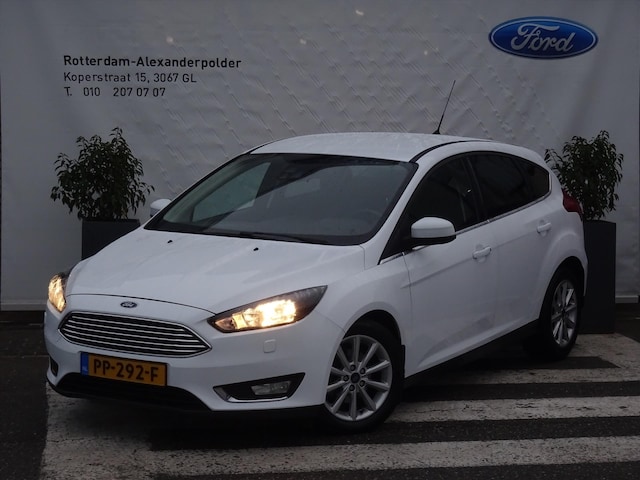 Ford Focus - 2015 te koop Bekijk 78 Ford Focus occasions uit 2015 AutoWereld.nl