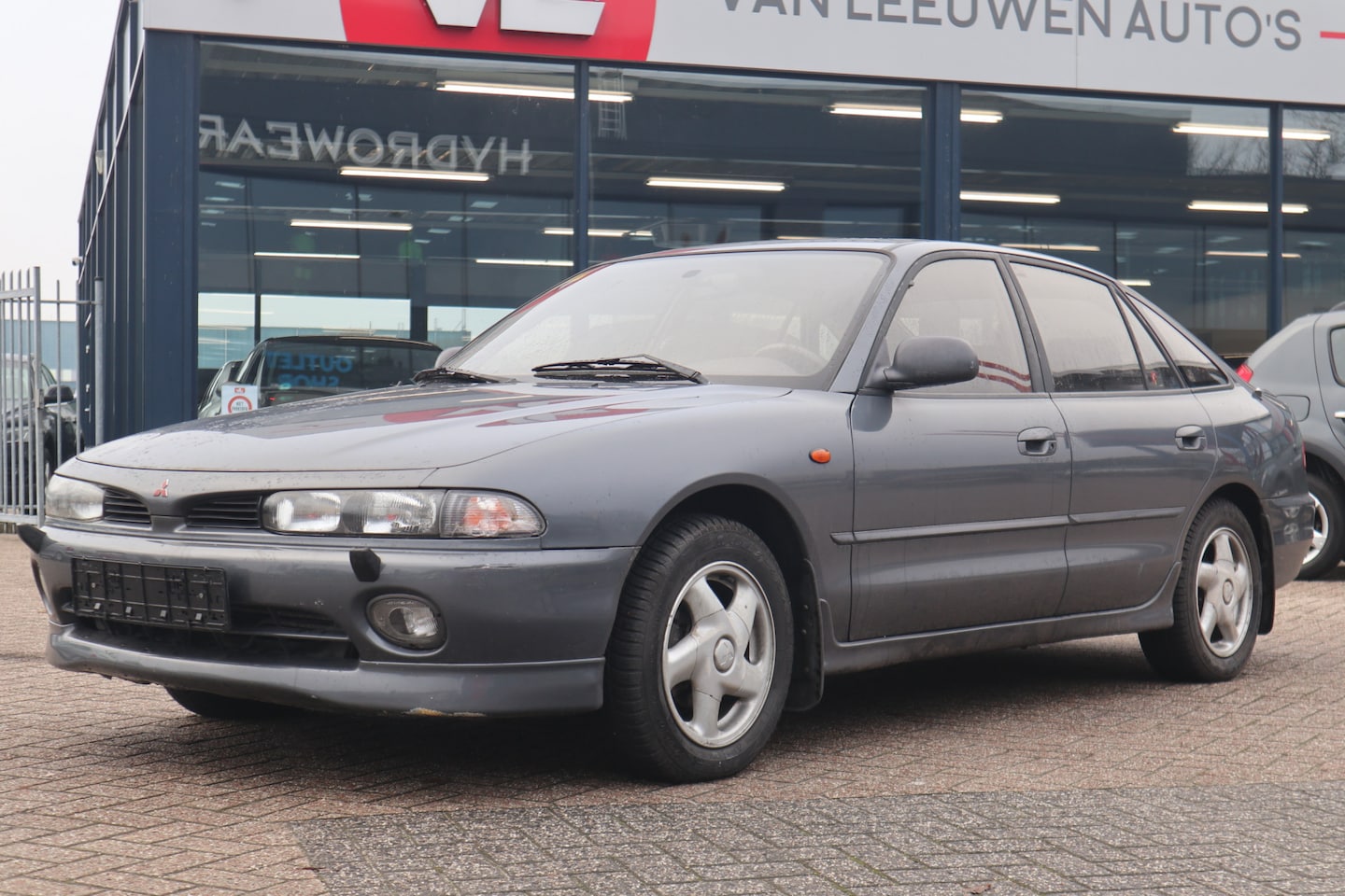 mitsubishi-galant-2-5-v6-airco.jpg