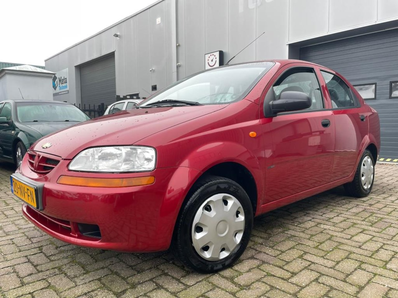 daewoo-kalos-1-4-spirit-1-4-spirit-2e-eigenaar-airco-5-d-sedan-dealer-onderhouden.jpg