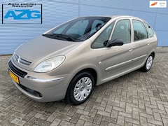 Citroën Xsara Picasso - 1.6i-16V Attraction / climate control / cruise control / pdc / trekhaak