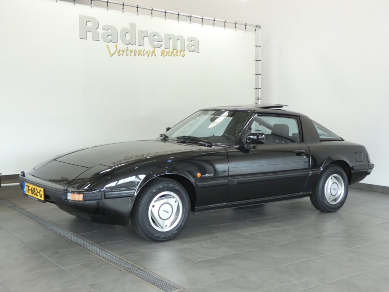 mazda-rx-7-rx-7-sdx-uniek-origineel-mooi.jpg