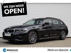 BMW 3-serie Touring - 318i M-sport Business Edition Automaat | live cockpit professional | Afneembare trekhaak |