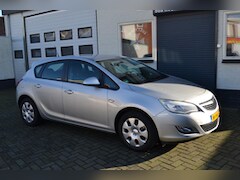 Opel Astra - 1.4 Selection Complete Uitvoering
