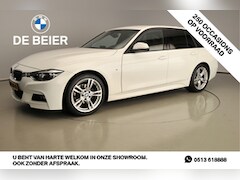 BMW 3-serie Touring - 318I LED / Leder / Navigatie / Sportstoelen / Stoelverwarming / Shadow line / Alu 18 inch